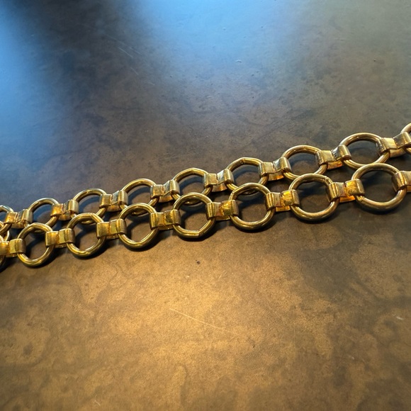 Gold Chain Link Belt - Picture 2 of 5